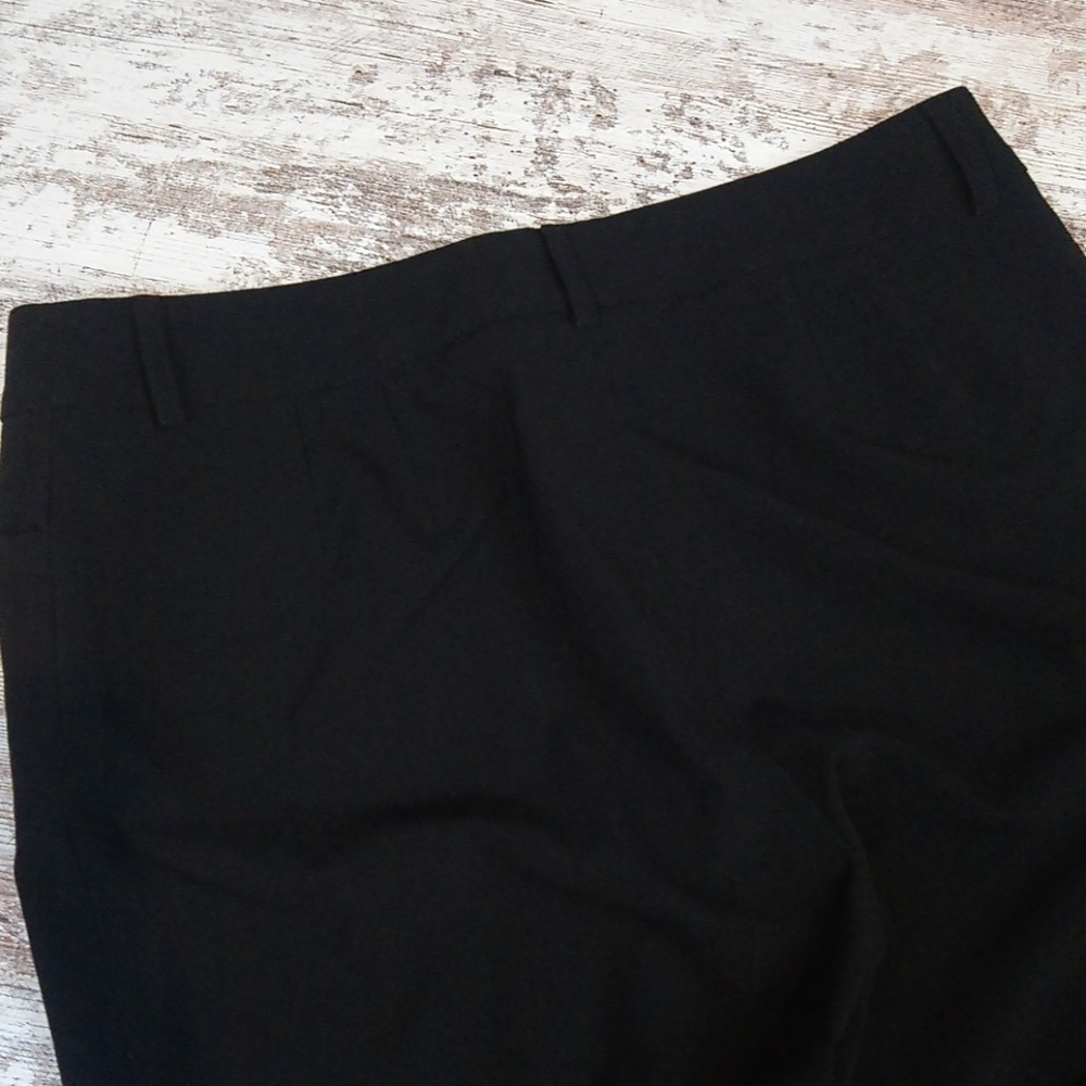 Chic Solid Black Pocket Pants - image 7
